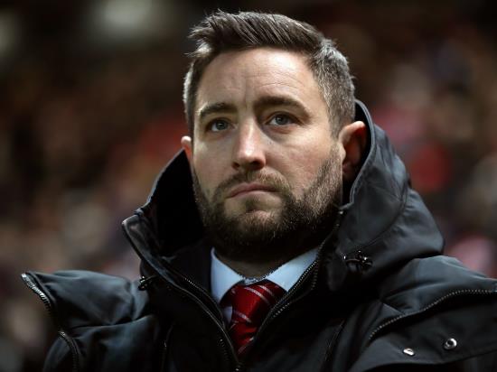 Lee Johnson ‘angry and frustrated’ as coronavirus-hit Sunderland have to play