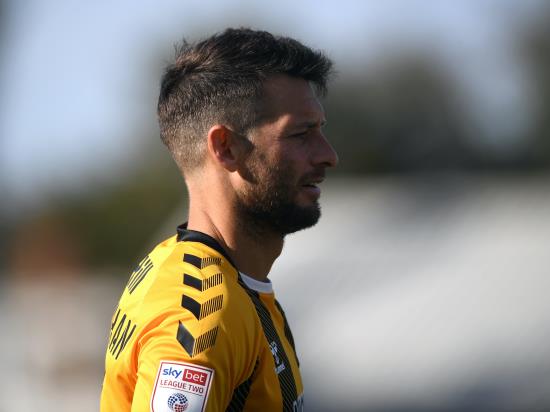 Danny Senda unhappy as Wes Hoolahan and Cambridge hit back for win over Orient