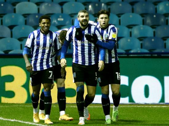 Managerless Sheffield Wednesday stun Middlesbrough