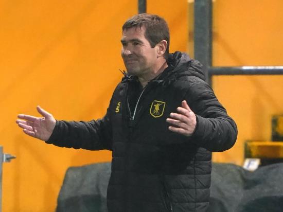 Nigel Clough salutes ‘outstanding’ Mansfield after third straight win
