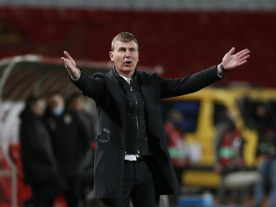 Stephen Kenny unhappy after Republic are denied a penalty in defeat to Serbia
