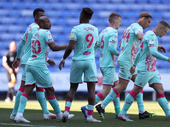 Swansea secure play-off spot as Reading snatch late draw
