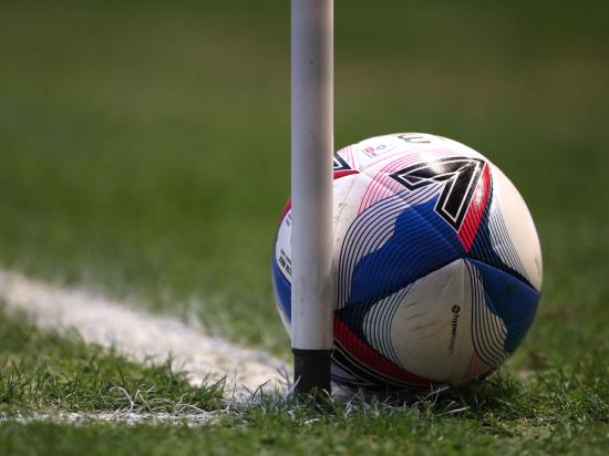 Chesterfield held by struggling Wealdstone