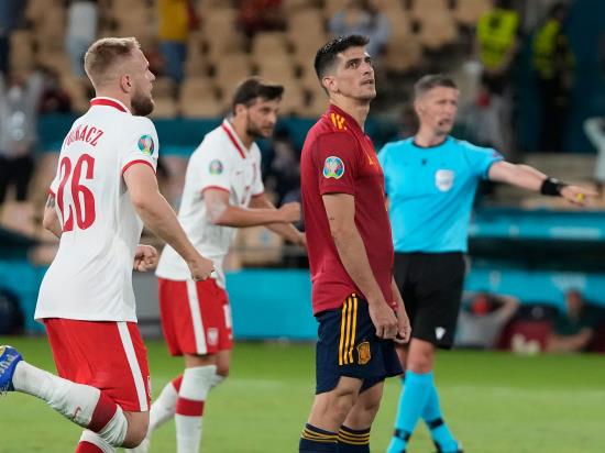 Luis Enrique rues second-half penalty miss as Spain are held by Poland