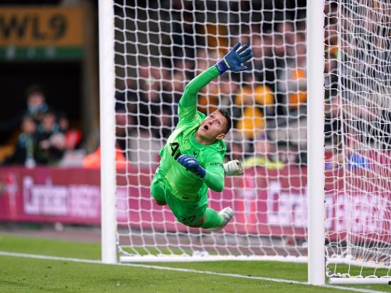 Tottenham beat Wolves on penalties after blowing two-goal lead