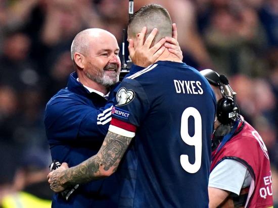 Lyndon Dykes rescues Scotland with late winner to put play-off spot in sight