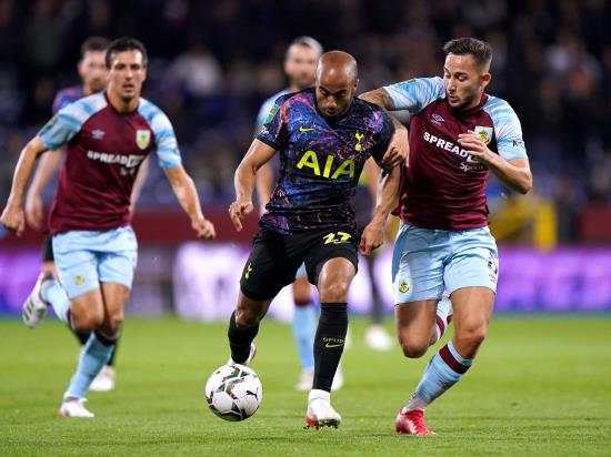 Lucas Moura edges Spurs to scrappy Carabao Cup win at Burnley