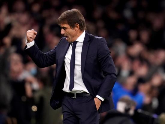 Antonio Conte off to winning start as chaotic Spurs hold off Vitesse fightback
