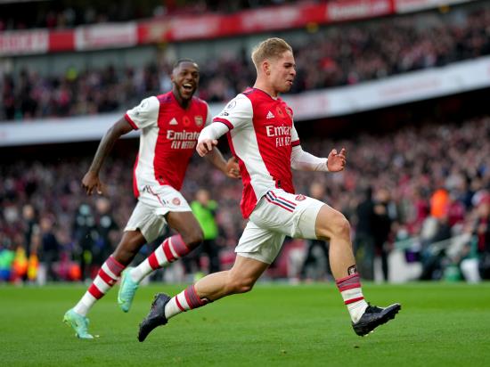 Emile Smith Rowe effort enough as Arsenal edge victory over 10-man Watford