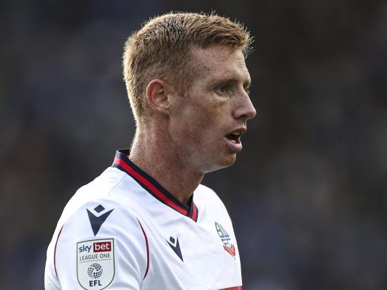 Eoin Doyle sets Bolton on way to victory over 10-man Doncaster