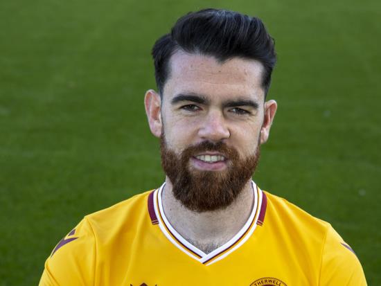 Motherwell survive cup scare with last-minute extra-time winner