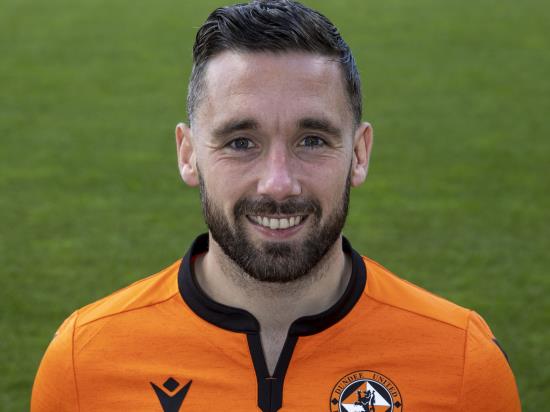 Substitute Nicky Clark scores added-time winner as Dundee United end losing run