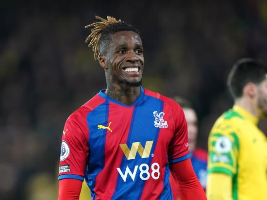 Wilfried Zaha scores and misses penalty as Crystal Palace draw at Norwich