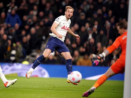 Harry Kane bags brace as five-star Tottenham hammer struggling Everton
