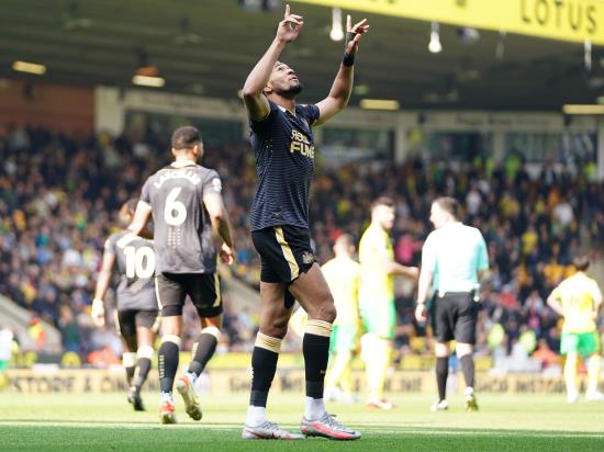Joelinton stars as Newcastle move Norwich closer to relegation