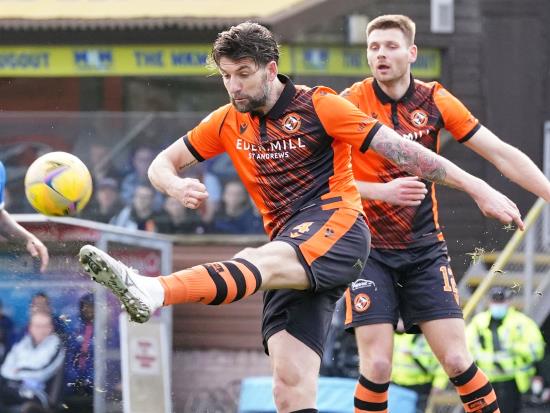 Tam Courts hails Charlie Mulgrew’s midfield display in crucial Dundee United win