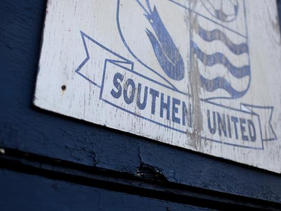 Gus Scott-Morriss and Callum Powell fire Southend to victory over Maidenhead