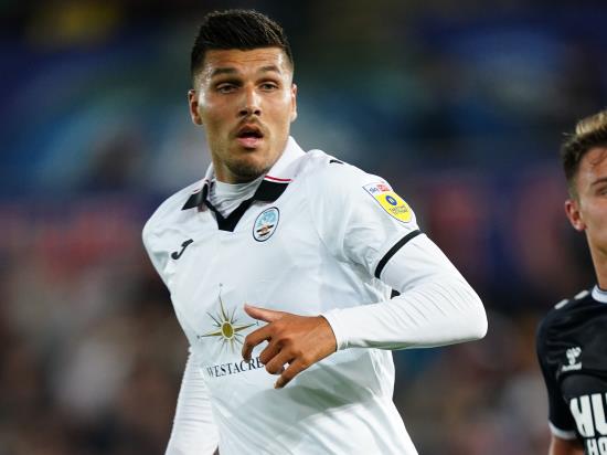 In-form Joel Piroe strikes to secure Swansea a home win over QPR