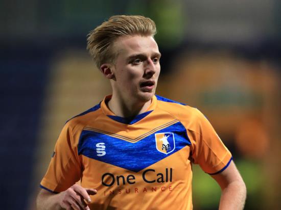 Mansfield move into play-off spots with comfortable win at struggling Gillingham