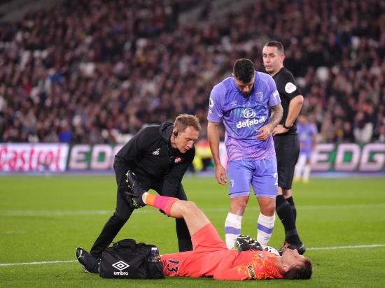 Neto injury blow for Bournemouth ahead of Tottenham clash