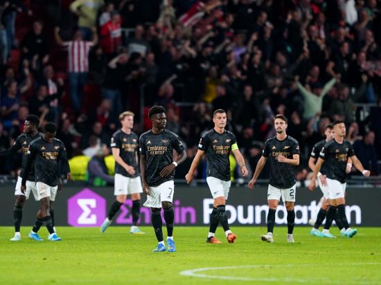 Arsenal miss chance to wrap up Europa League group in PSV defeat