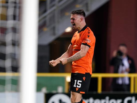 Dundee United hammer Kilmarnock to swap places at the foot of the table