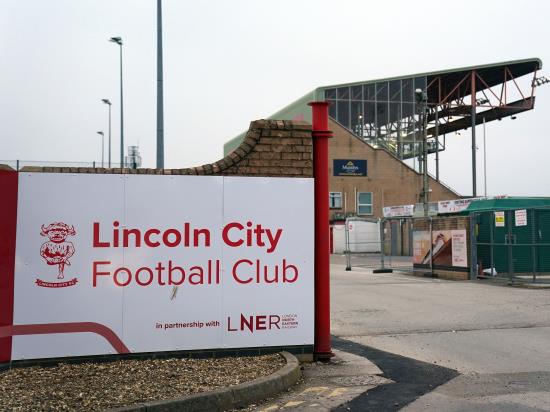 Ed Bishop facing late fitness check for Lincoln’s home fixture with Plymouth