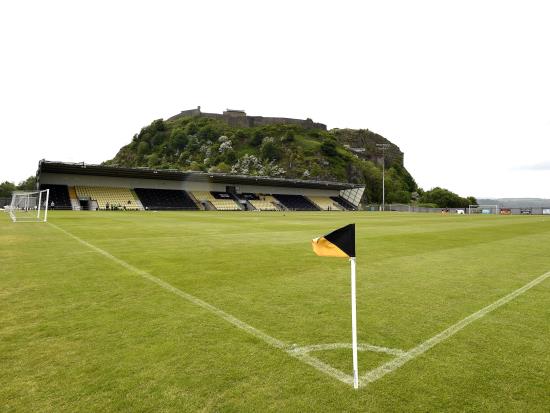 League Two leaders Dumbarton draw with 10-man Forfar