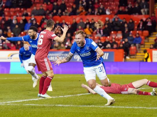 Scott Arfield rocks Aberdeen with stoppage-time double as Rangers snatch win