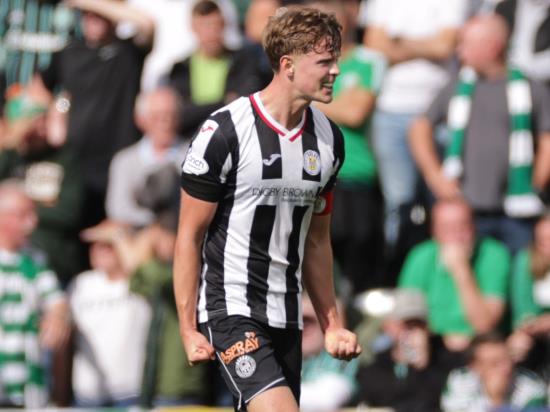 St Mirren edge past 10-man Aberdeen