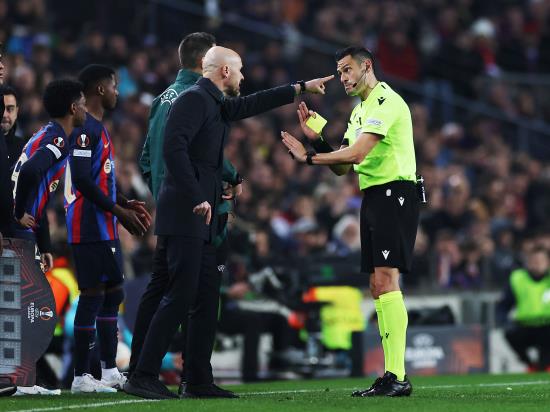 Erik ten Hag rues refereeing and missed chances as Man Utd draw at Barcelona