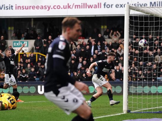 Tom Bradshaw hat-trick earns Millwall victory over Sheffield United