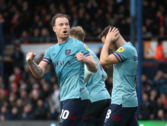 Ashley Barnes stays cool from the spot as leaders Burnley win at Luton