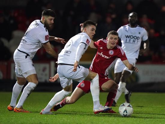 York end losing run in draw with Boreham Wood