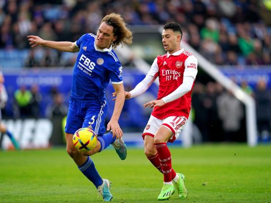 Gabriel Martinelli scores only goal as leaders Arsenal beat Leicester