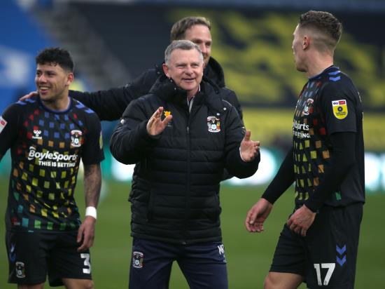 Mark Robins praises ‘fantastic’ Coventry after rout of struggling Huddersfield