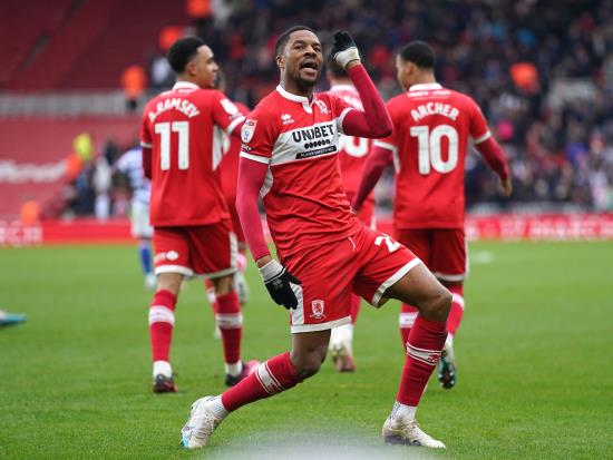Chuba Akpom scores twice as Middlesbrough run riot against troubled Reading