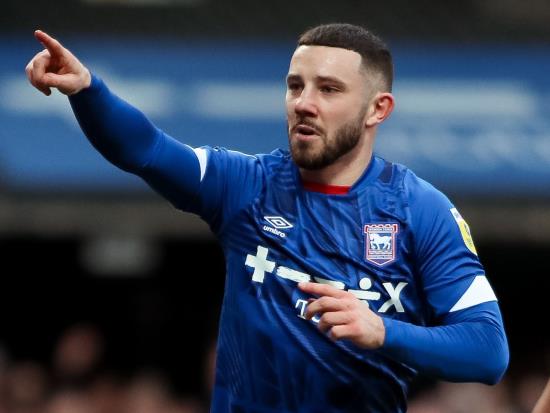 Ipswich close in on League One top two after taking points from Derby