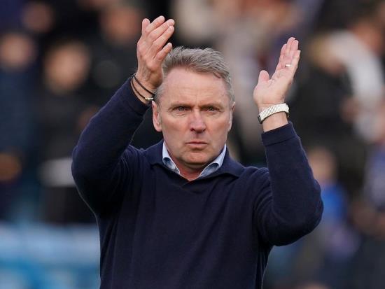 Paul Simpson urges fans to keep turning out in force as Carlisle chase promotion