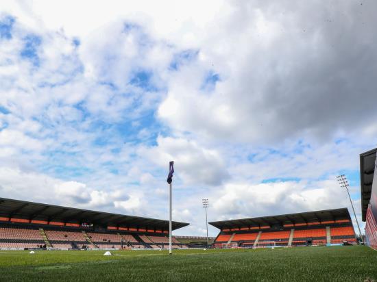 Barnet see off Solihull to sew up play-off spot