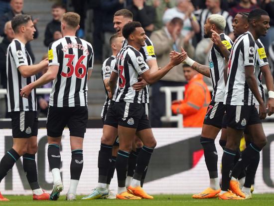 Rampant Newcastle hit Tottenham for six in race for Champions League