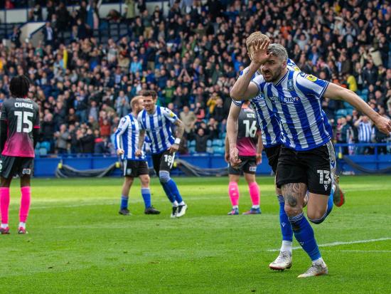 Sheffield Wednesday stay in the hunt after blasting back to beat Exeter