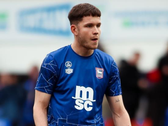 Ipswich ease past Barnsley to close in on promotion