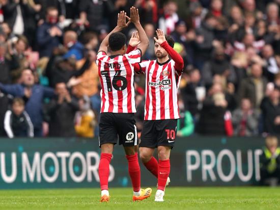 Patrick Roberts’ stunning late goal secures Sunderland draw with Watford