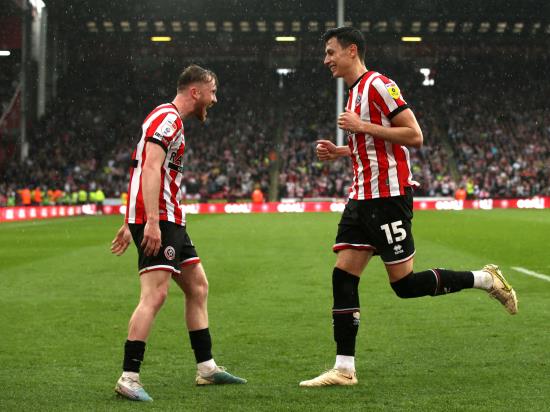 Promoted Sheffield United end Preston’s play-off hopes with big win