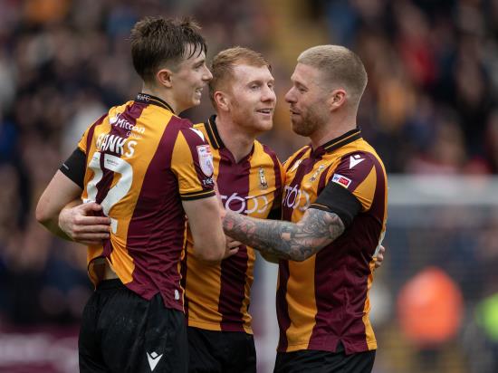 Bradford book play-off place with point against champions Leyton Orient
