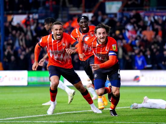 Luton reach play-off final with second-leg comeback against Sunderland