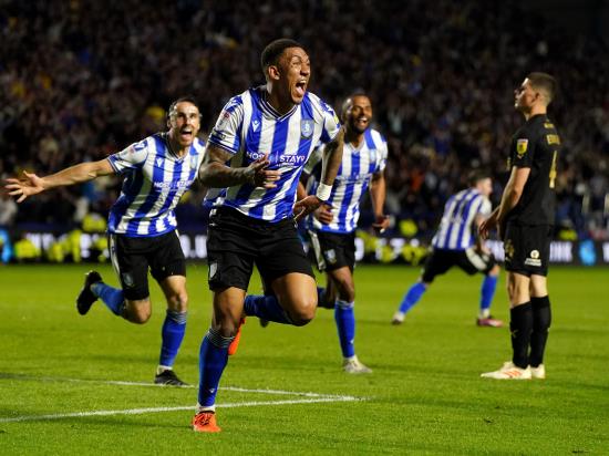 Sheffield Wednesday reach League One play-off final after stunning comeback