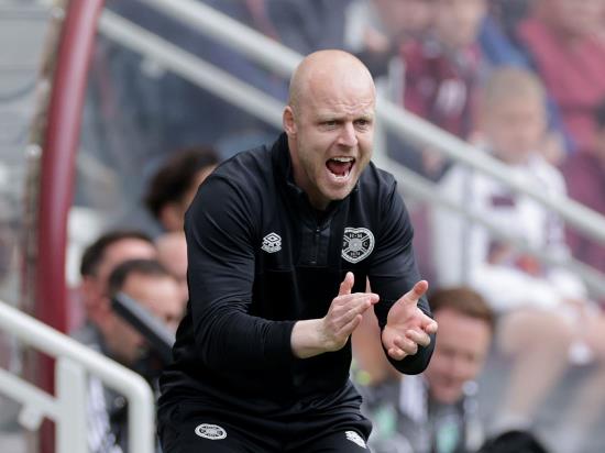 Steven Naismith happy with Hearts as they see off Aberdeen