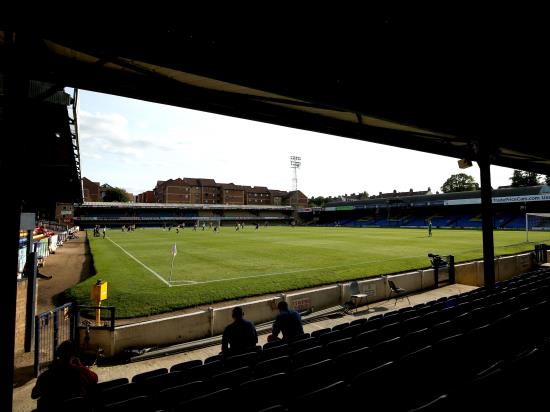 Southend set off-field issues aside to beat Eastleigh